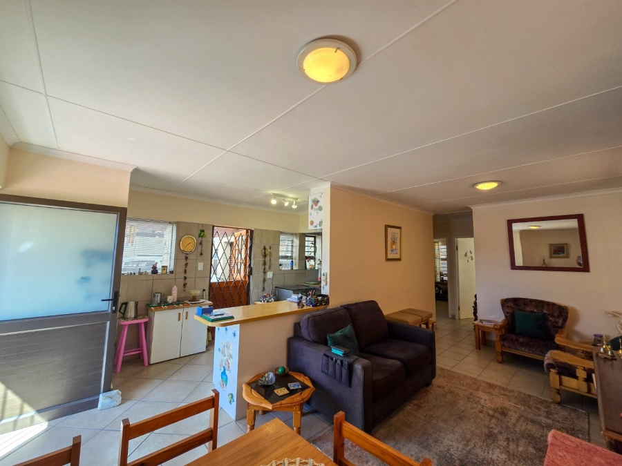 3 Bedroom Property for Sale in Stilbaai Wes Western Cape